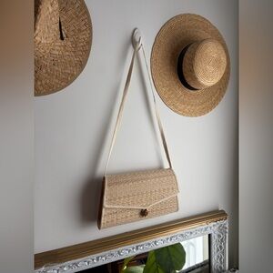 True Vintage 1970 Woven Cotton Flax Wooden Frame Bag Coastal Grandma Boho Summer